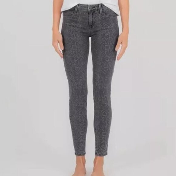 LEVEL 99 (Size 31) Diamond Back Snakeskin Gray Jeans Jeggings - Picture 2 of 12